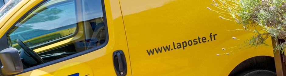 camionette de la poste